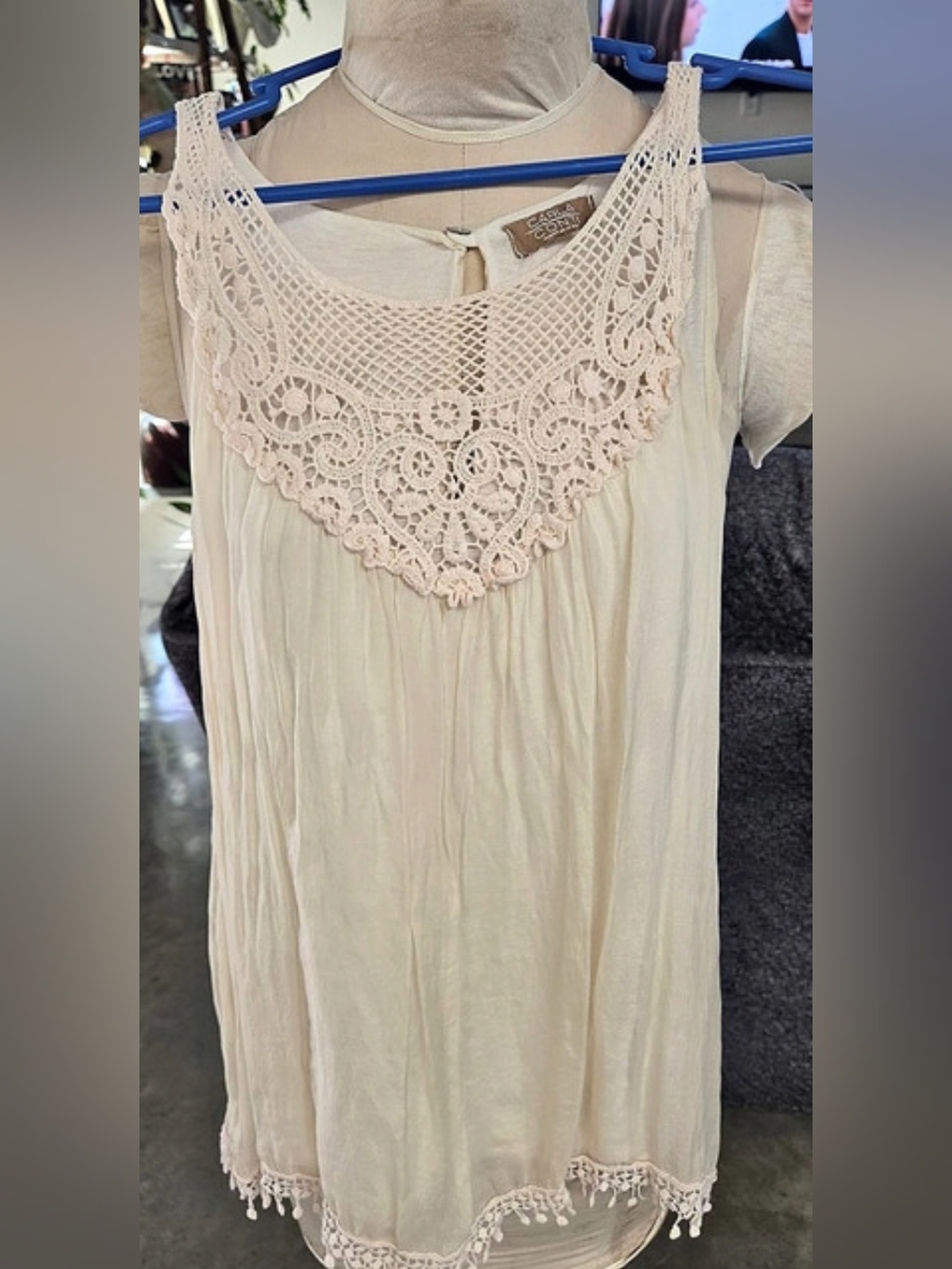Carla Conti Lace Trim Cream Camisole Size Medium